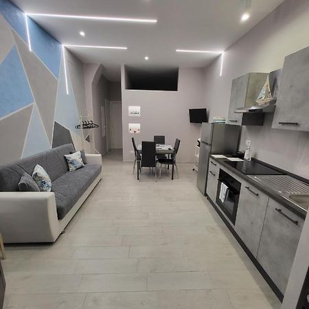 Casa Vacanze Manthy Posizione Centrale باري المظهر الخارجي الصورة