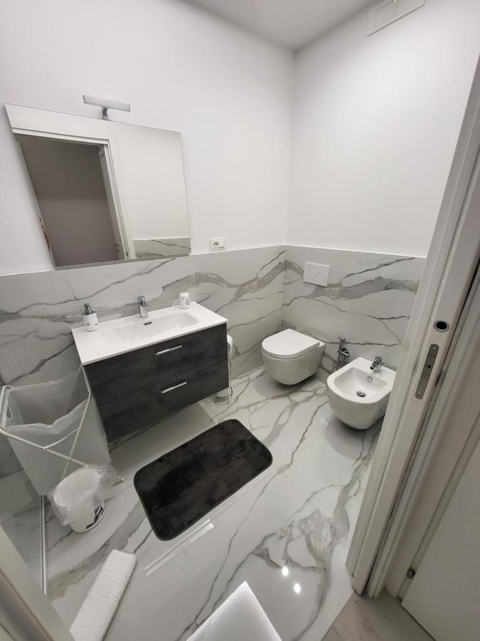 Casa Vacanze Manthy Posizione Centrale باري المظهر الخارجي الصورة