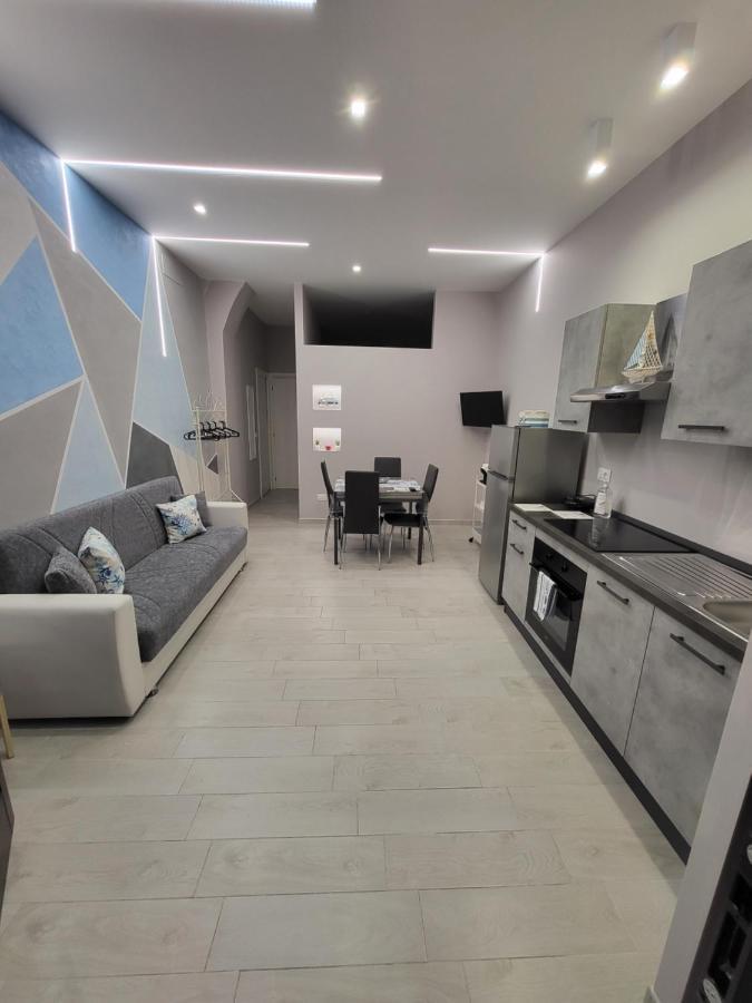 Casa Vacanze Manthy Posizione Centrale باري المظهر الخارجي الصورة