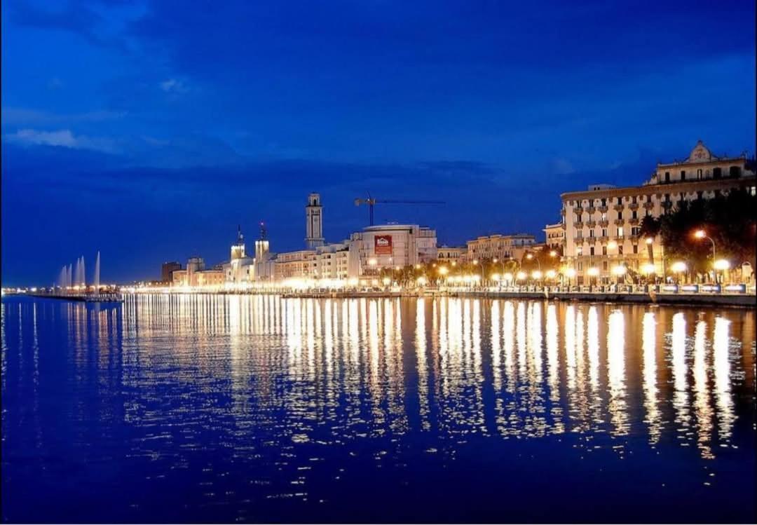 Casa Vacanze Manthy Posizione Centrale باري المظهر الخارجي الصورة