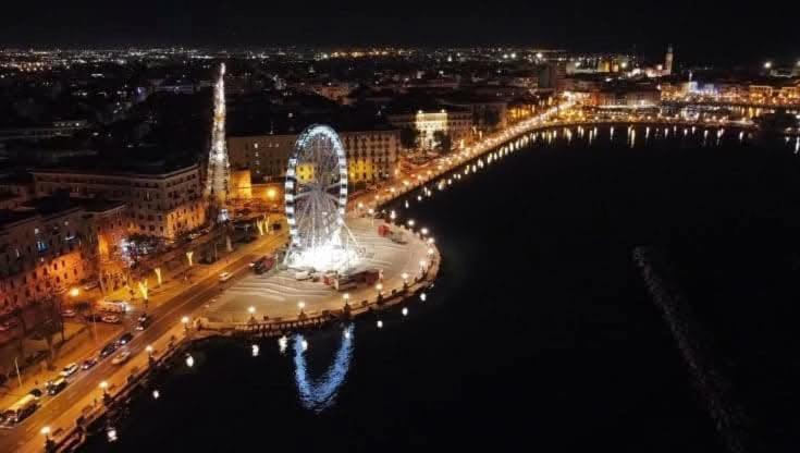 Casa Vacanze Manthy Posizione Centrale باري المظهر الخارجي الصورة